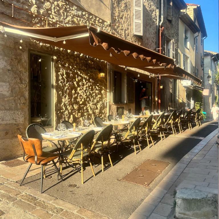 Provençal Villa with gym sauna, 5 min walk Valbonne - Villa - 56