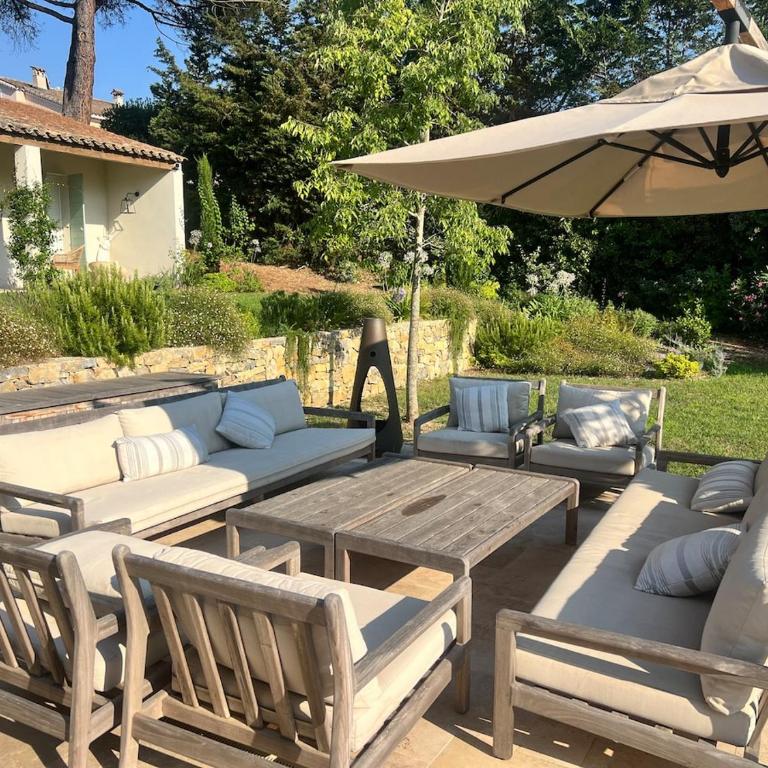 Provençal Villa with gym sauna, 5 min walk Valbonne - Villa - 60