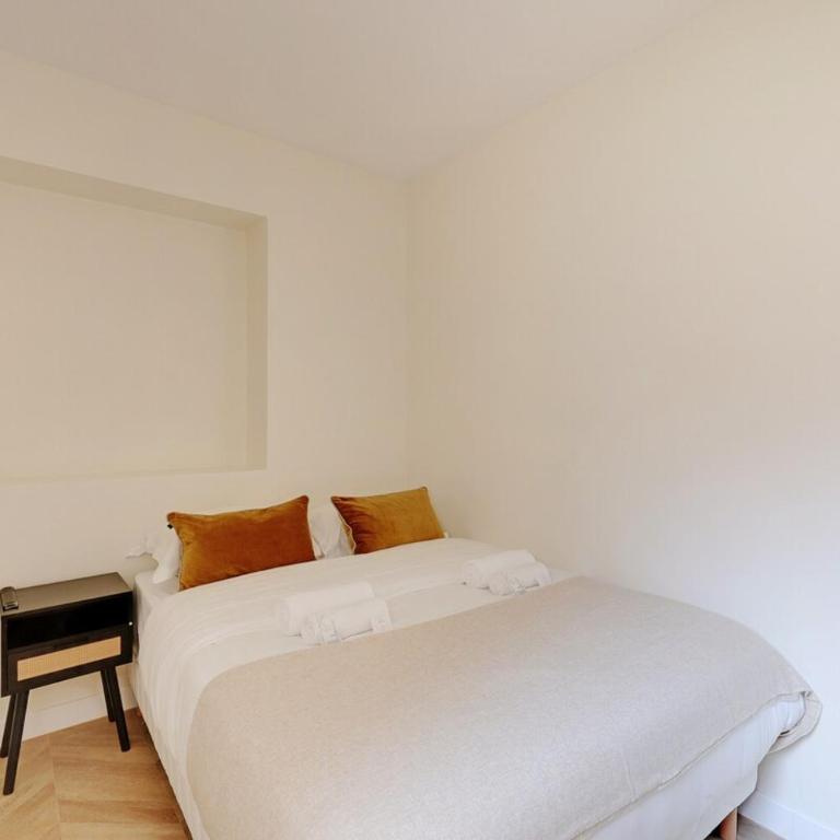 Beautiful 50 m2 in Paris 17th - Very nice neighborhood - Appartement 2 Chambres - 22