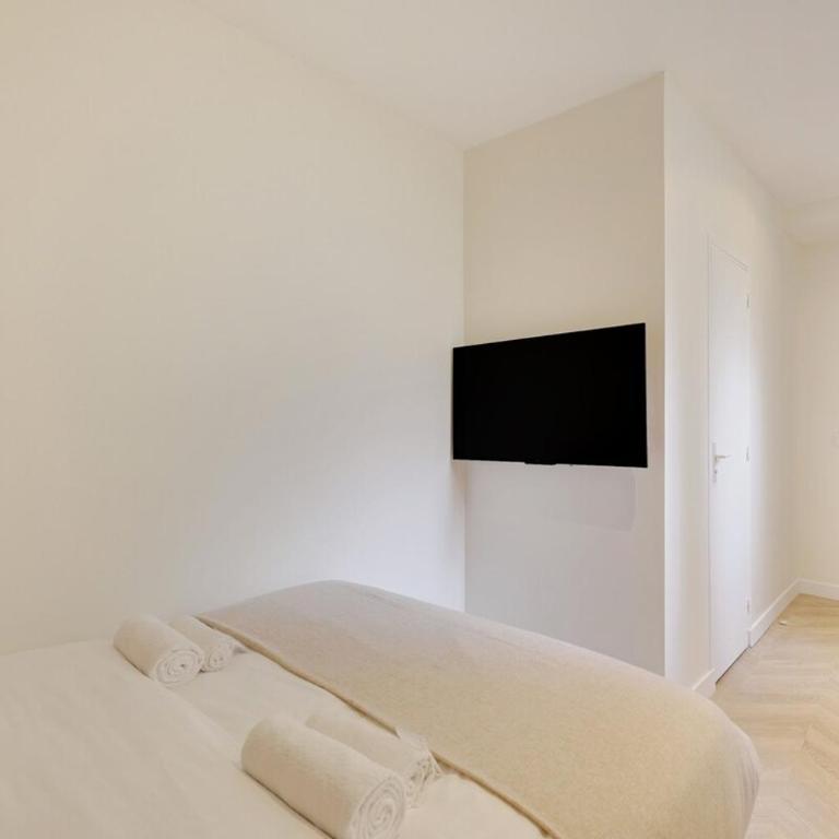 Beautiful 50 m2 in Paris 17th - Very nice neighborhood - Appartement 2 Chambres - 25