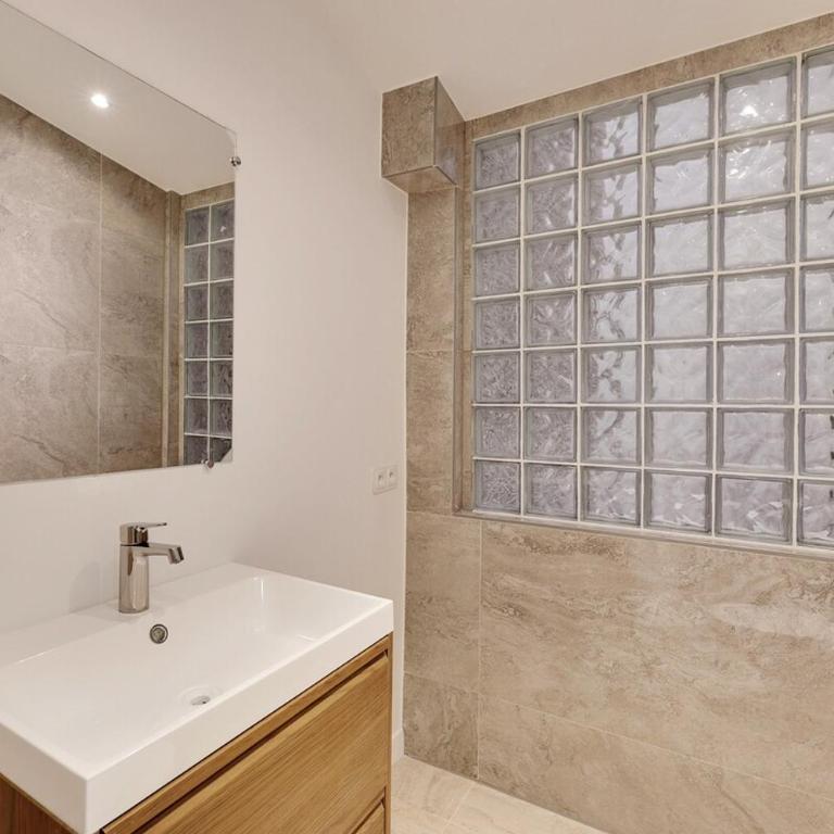 Beautiful 50 m2 in Paris 17th - Very nice neighborhood - Appartement 2 Chambres - 27