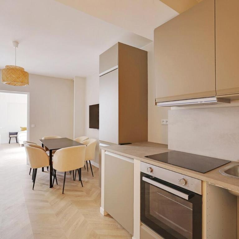 Beautiful 50 m2 in Paris 17th - Very nice neighborhood - Appartement 2 Chambres - 42