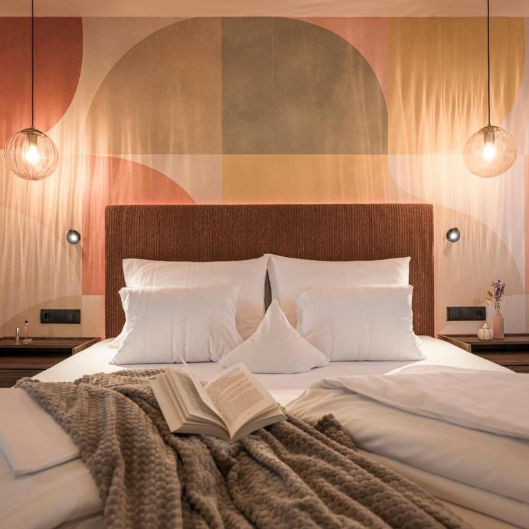 Hotel Sieghard Zillertal - Doppelzimmer mit Bergblick - 2