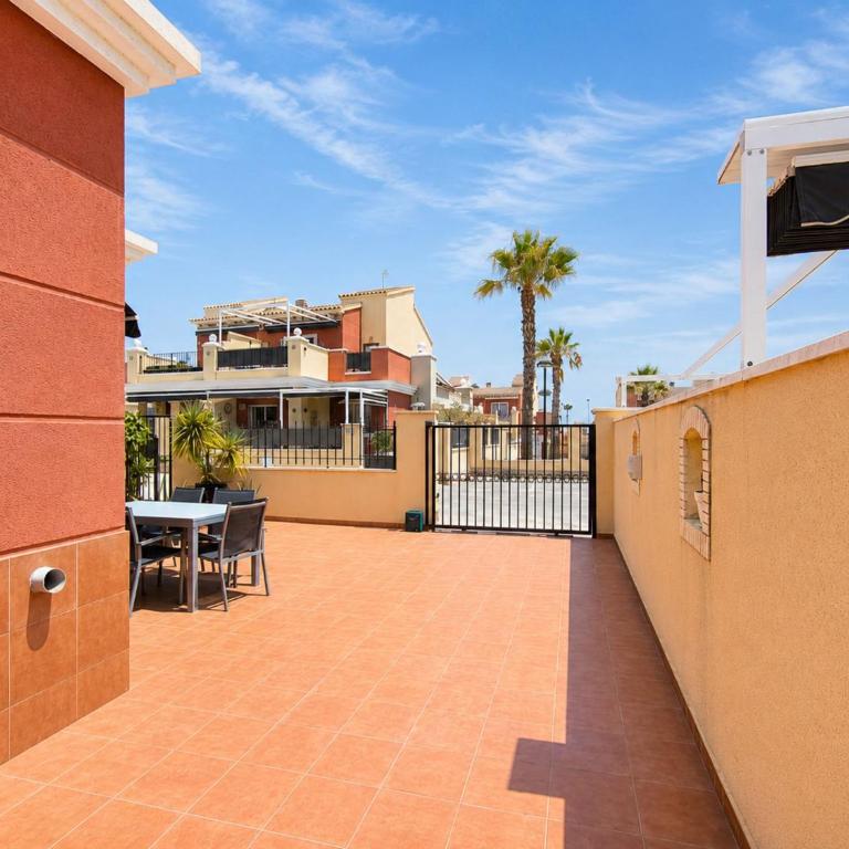 Altos de la Baha Spacious Townhouse with Private Garden Pool - Ferienhaus - 12