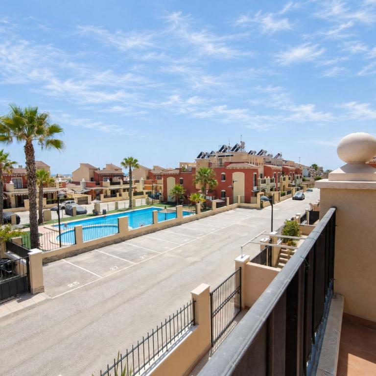 Altos de la Baha Spacious Townhouse with Private Garden Pool - Ferienhaus - 21