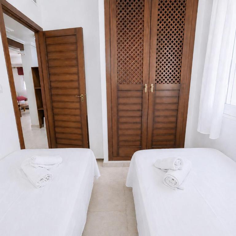 Altos de la Baha Spacious Townhouse with Private Garden Pool - Ferienhaus - 25