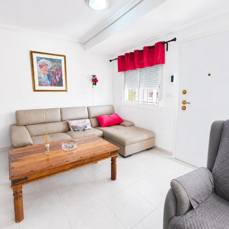 Altos de la Baha Spacious Townhouse with Private Garden Pool - Ferienhaus - 37