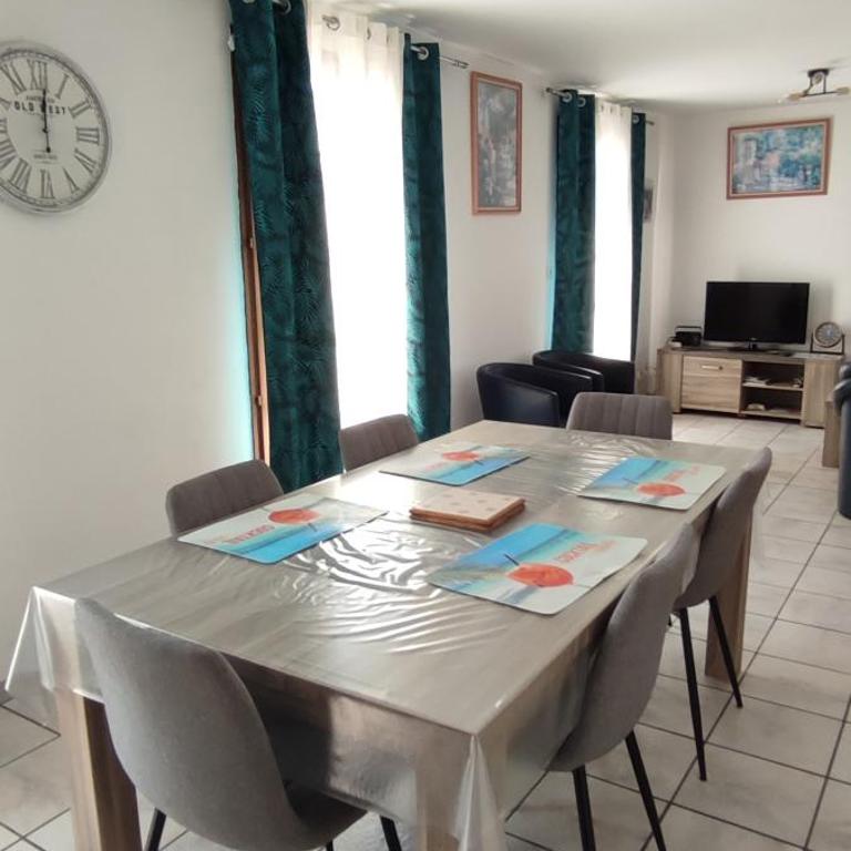 villa rue gainekoa 1er étage - Appartement 2 Chambres - 5