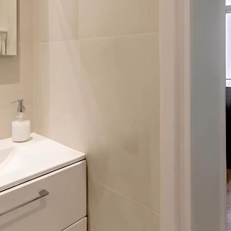 Prestigious 4BR - Sleeps 9 - Trocadero - Appartement 4 Chambres de Luxe - 44