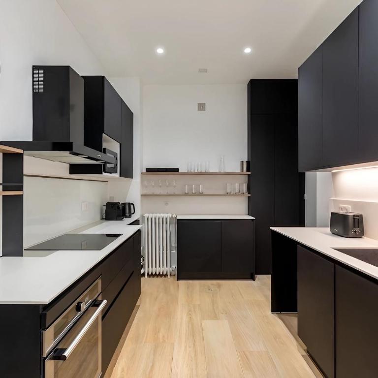 Prestigious 4BR - Sleeps 9 - Trocadero - Appartement 4 Chambres de Luxe - 58