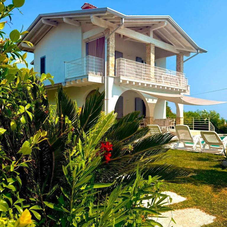 Villa Bocciolo, piscina, giardino, vasca idromassaggio - Villa Deluxe - 5