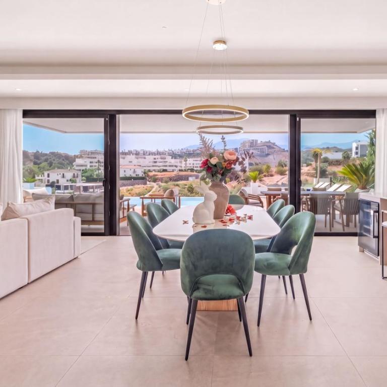 VACATION MARBELLA I Villa Status, Private Pool, 5min to the Beach, BBQ, Rooftop Terrace, 5 BDRS, Luxury Villa - Villa with Private Pool - 63