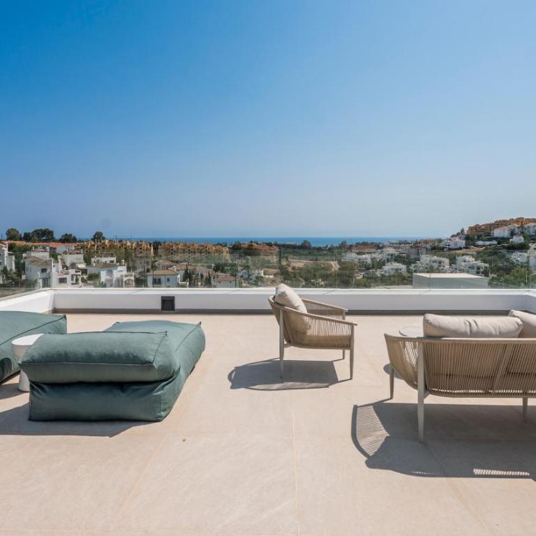 VACATION MARBELLA I Villa Status, Private Pool, 5min to the Beach, BBQ, Rooftop Terrace, 5 BDRS, Luxury Villa - Villa with Private Pool - 56
