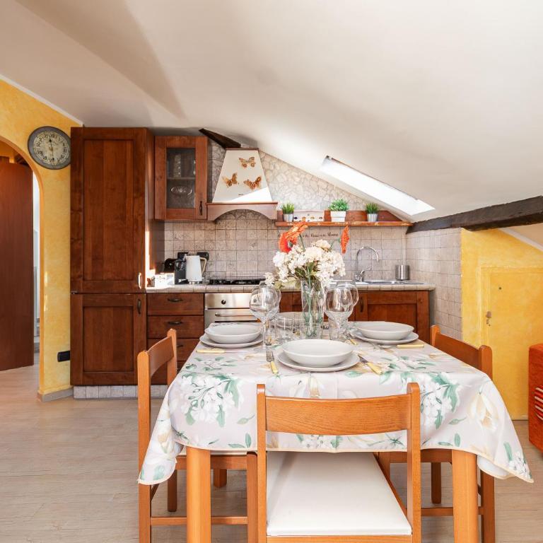 -Due Passi dal Mare- Attico in Centro con Terrazzo - Two-Bedroom Apartment with Terrace - 6