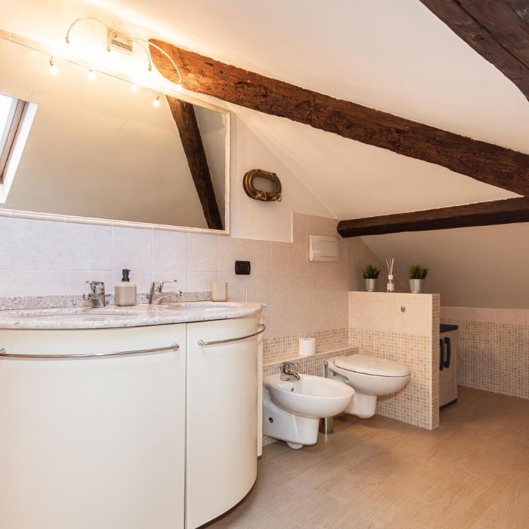 -Due Passi dal Mare- Attico in Centro con Terrazzo - Two-Bedroom Apartment with Terrace - 41