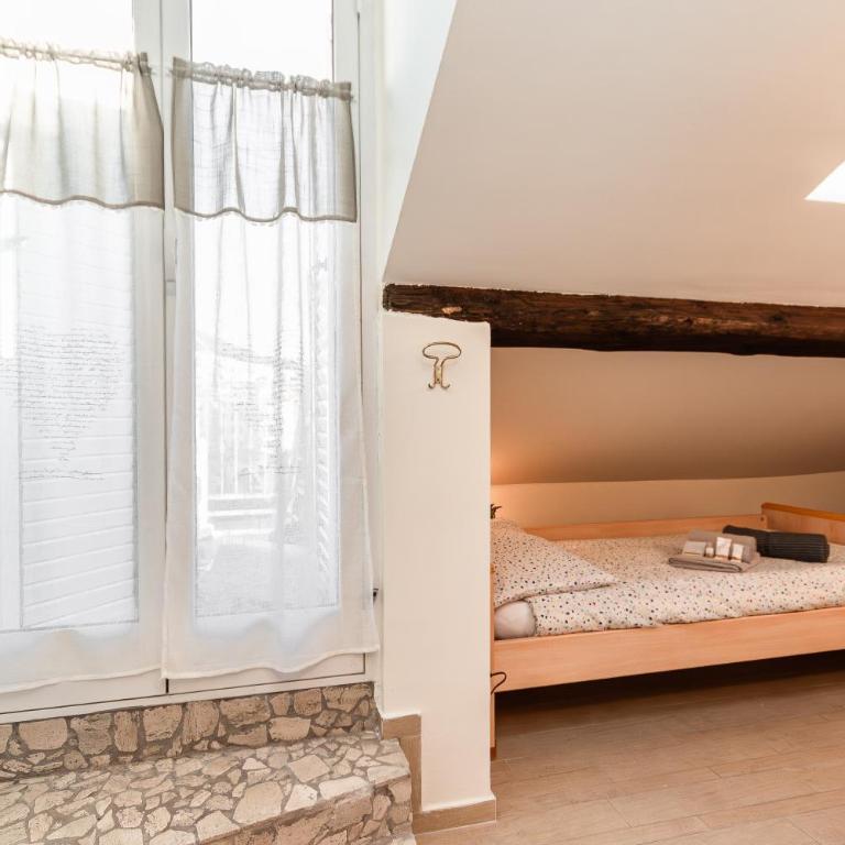 -Due Passi dal Mare- Attico in Centro con Terrazzo - Two-Bedroom Apartment with Terrace - 27