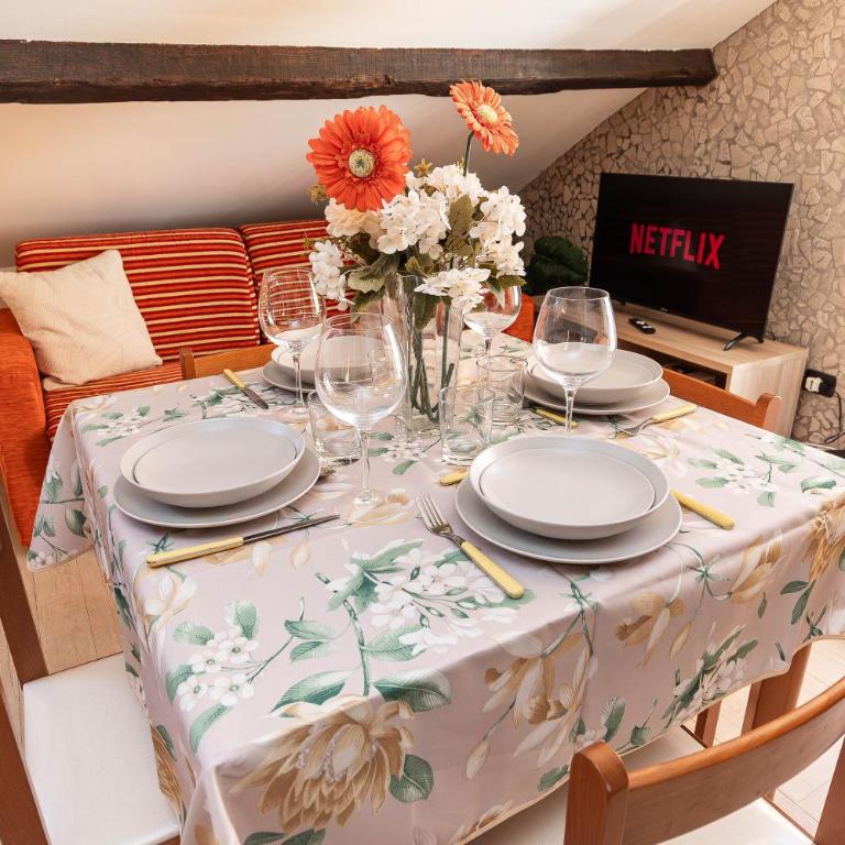 -Due Passi dal Mare- Attico in Centro con Terrazzo - Two-Bedroom Apartment with Terrace - 34