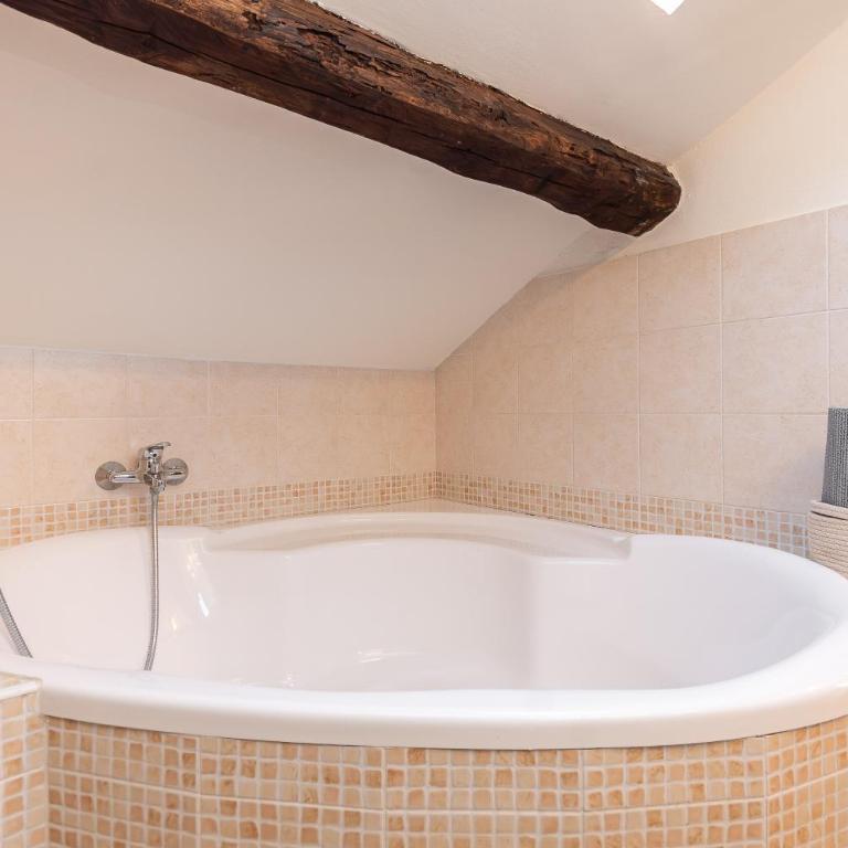 -Due Passi dal Mare- Attico in Centro con Terrazzo - Two-Bedroom Apartment with Terrace - 45