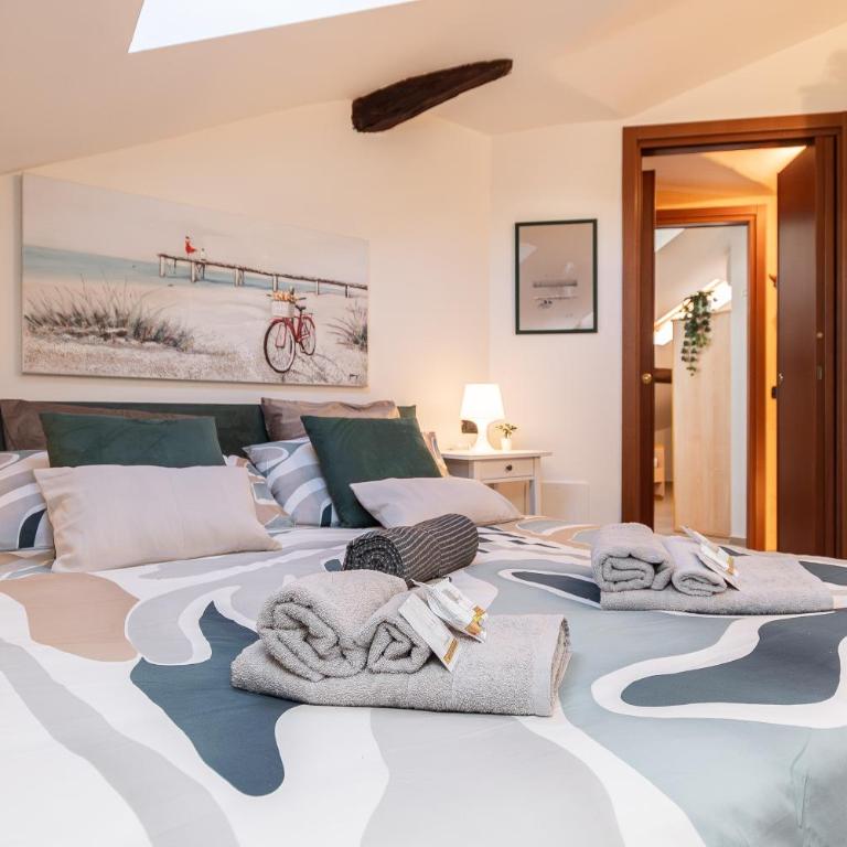 -Due Passi dal Mare- Attico in Centro con Terrazzo - Two-Bedroom Apartment with Terrace - 15