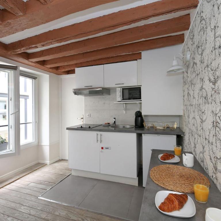 Studio parisien 20m2 en face du musee Grevin - 2P - Apartment - 9