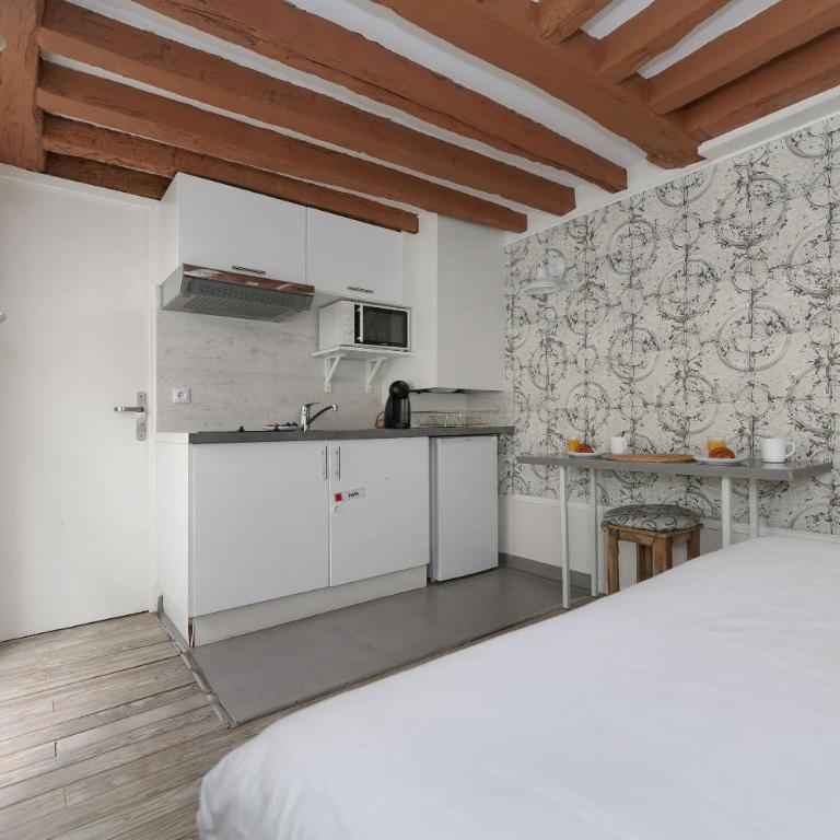Studio parisien 20m2 en face du musee Grevin - 2P - Apartment - 11