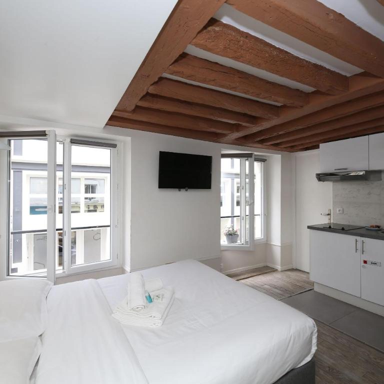 Studio parisien 20m2 en face du musee Grevin - 2P - Apartment - 12