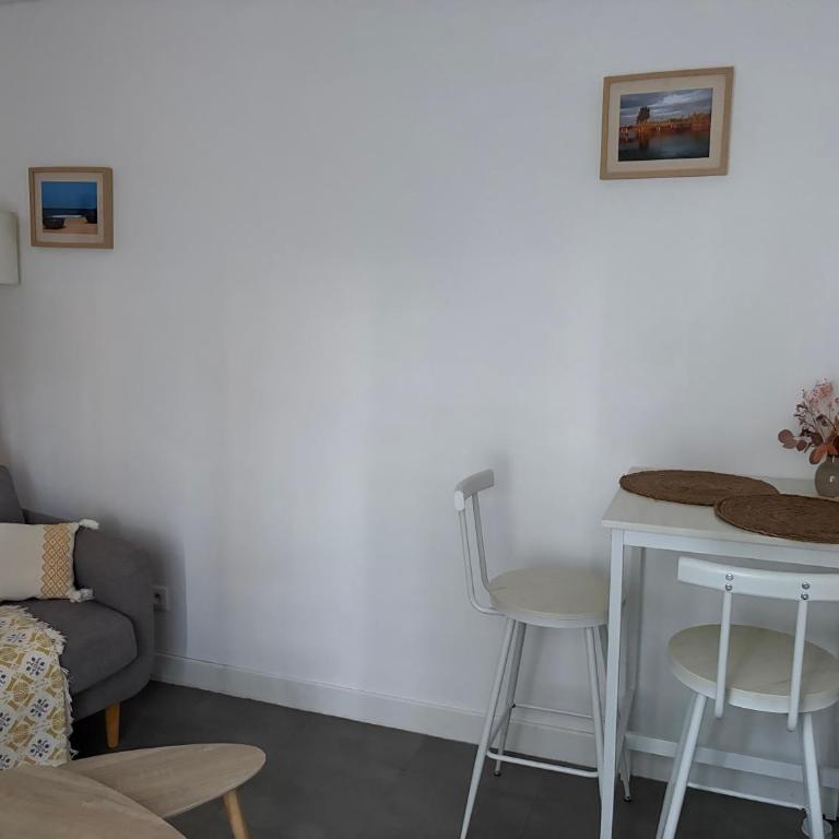 Studio indépendant chez l'habitant - One-Bedroom Apartment - 7