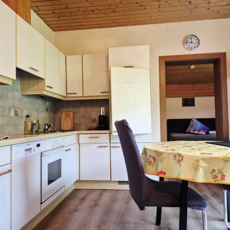 Alie Gusta - Apartment mit Blick auf die Berge - 50