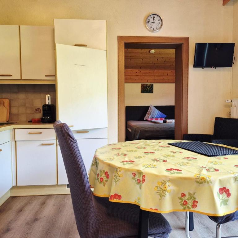 Alie Gusta - Apartment mit Blick auf die Berge - 49