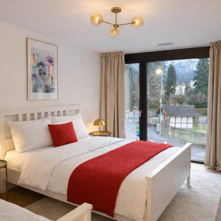 Jungfrau View Luxury Apartment at Interlaken West Station with Terrace and AC - Apartment - 5