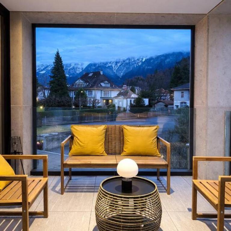 Jungfrau View Luxury Apartment at Interlaken West Station with Terrace and AC - Apartment - 15