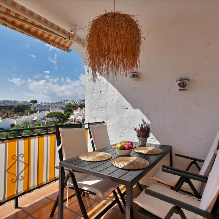 Cozy Calahonda Apt w Sea Views, Pool and Sunsets - Single Room - 39
