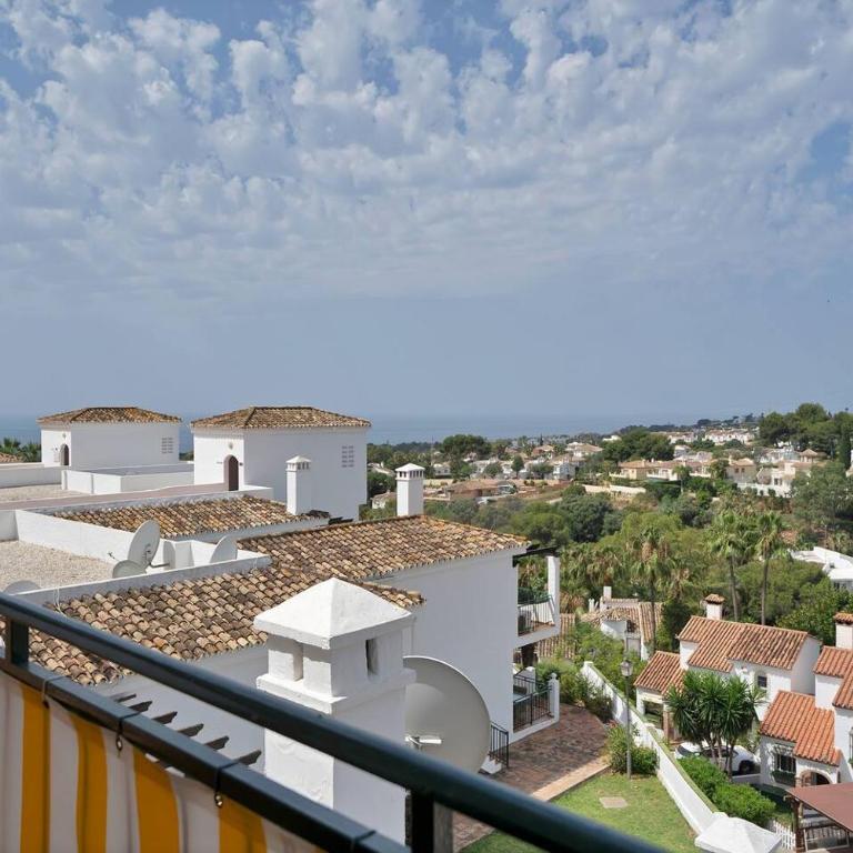 Cozy Calahonda Apt w Sea Views, Pool and Sunsets - Single Room - 13