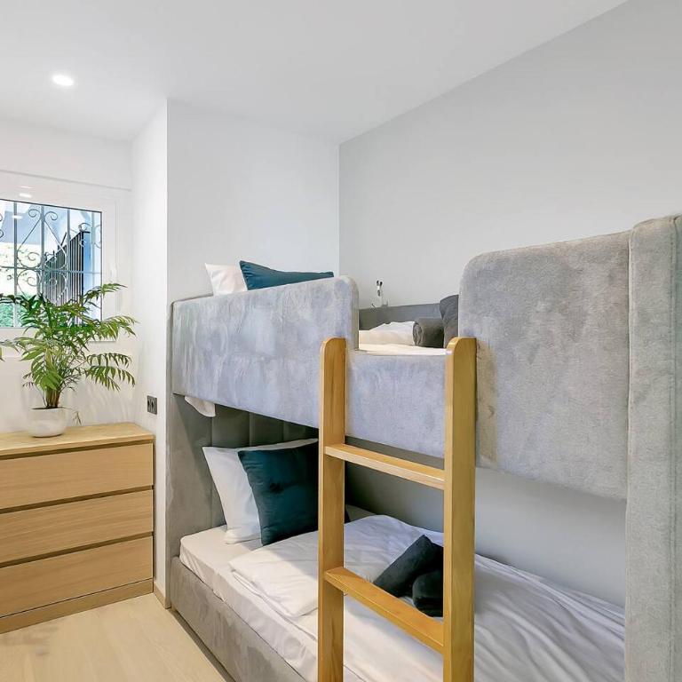 Modern Sea View Apt with Splash Pool in Calahonda - Chambre Simple - 23