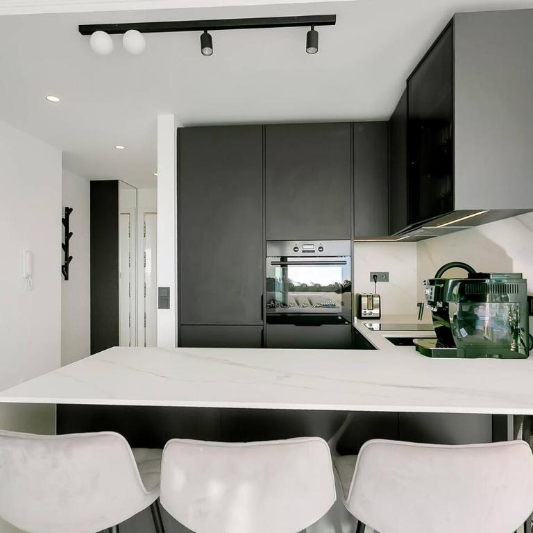 Modern Sea View Apt with Splash Pool in Calahonda - Chambre Simple - 9