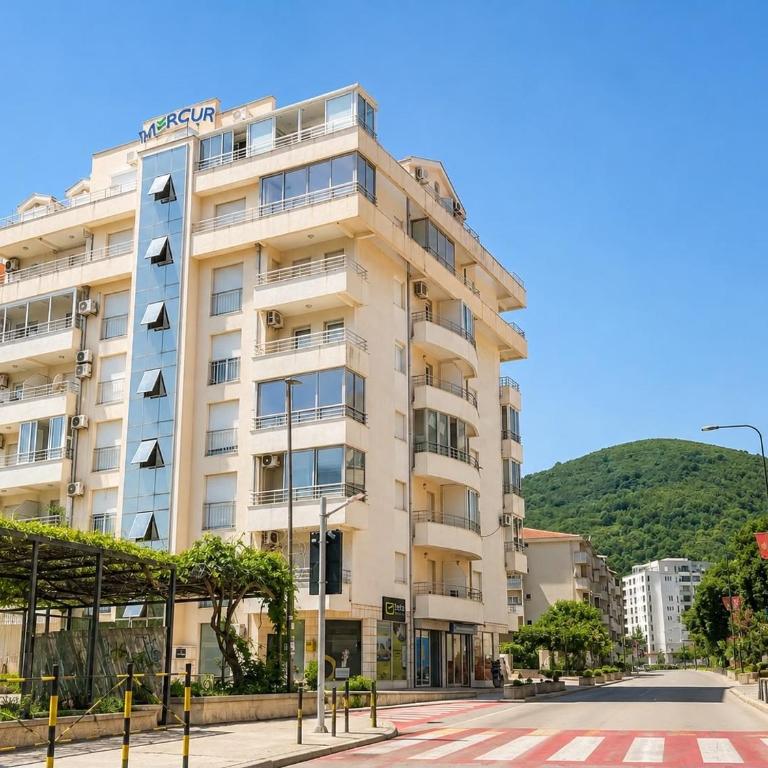 Mercur Luxury 3bdr - Budva - Three-Bedroom Apartment - 32