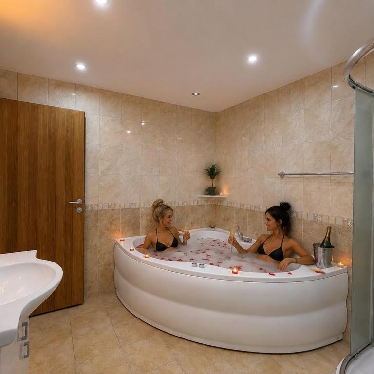 Mercur Luxury 3bdr - Budva - Three-Bedroom Apartment - 21