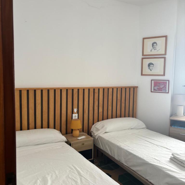 ABA The GRANDMA'S HOUSE - Three-Bedroom Apartment - 10