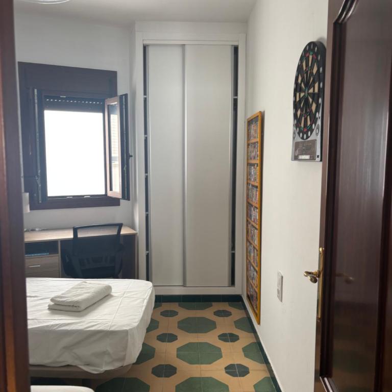 ABA The GRANDMA'S HOUSE - Three-Bedroom Apartment - 11