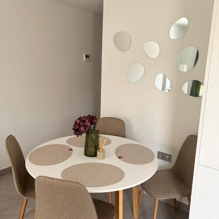 Green Harmony Apartment Torrevieja - Two-Bedroom Apartment - 6