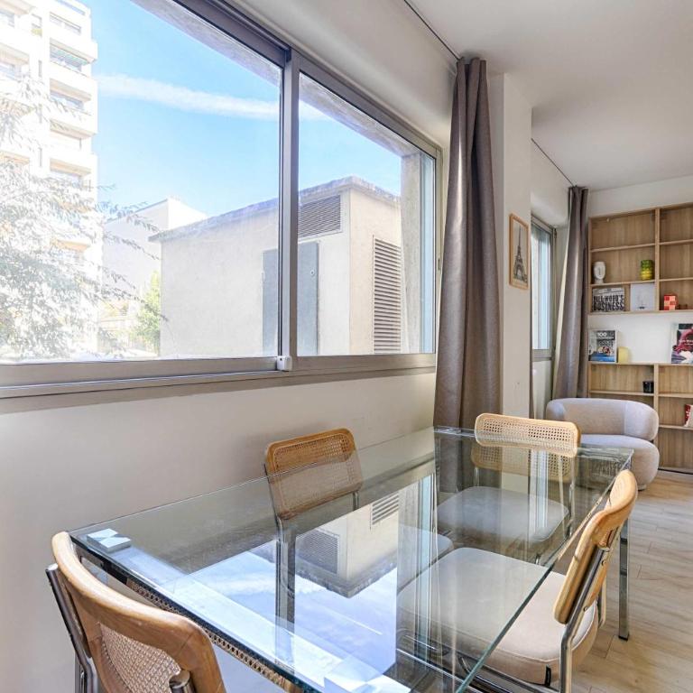 Appartement de charme proche de la Tour Eiffel 1BR - Appartement - 10