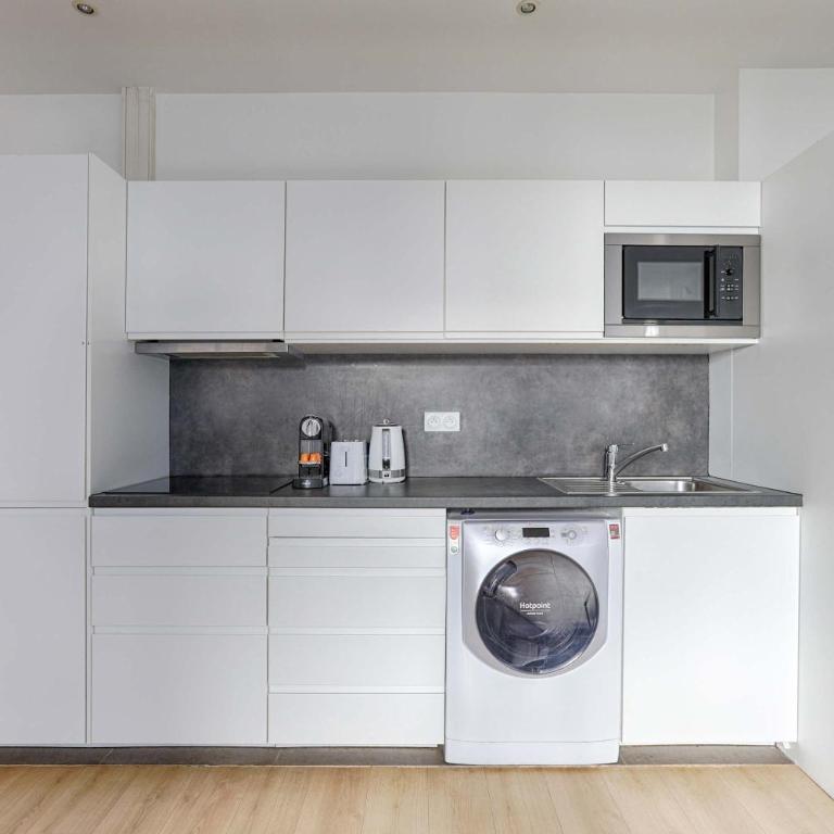 Appartement de charme proche de la Tour Eiffel 1BR - Appartement - 11