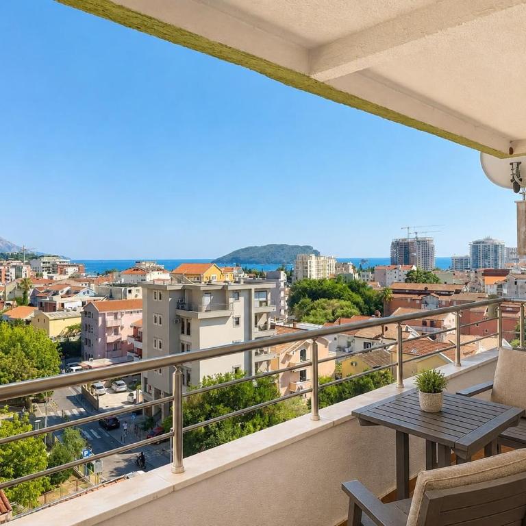Mercur Luxury 3bdr - Budva - Three-Bedroom Apartment - 26