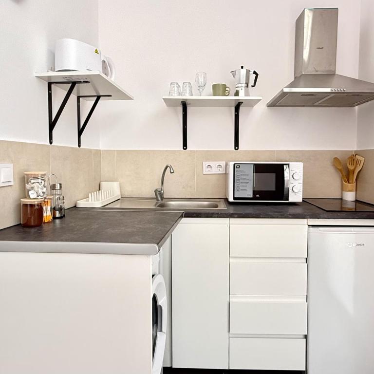 Nova Suites - Los Boliches & Beach - Studio - 10