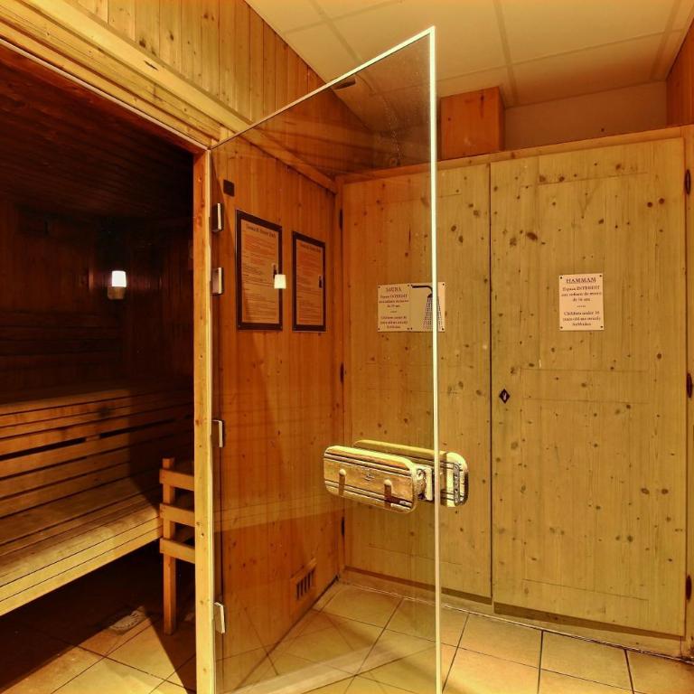 Arc 1950, Appartement 2 chambres 7 pers, Vue Montagne, Sauna, Hammam, Jacuzzi, Piscine chauffée - Two-Bedroom Apartment with Mountain View - 20