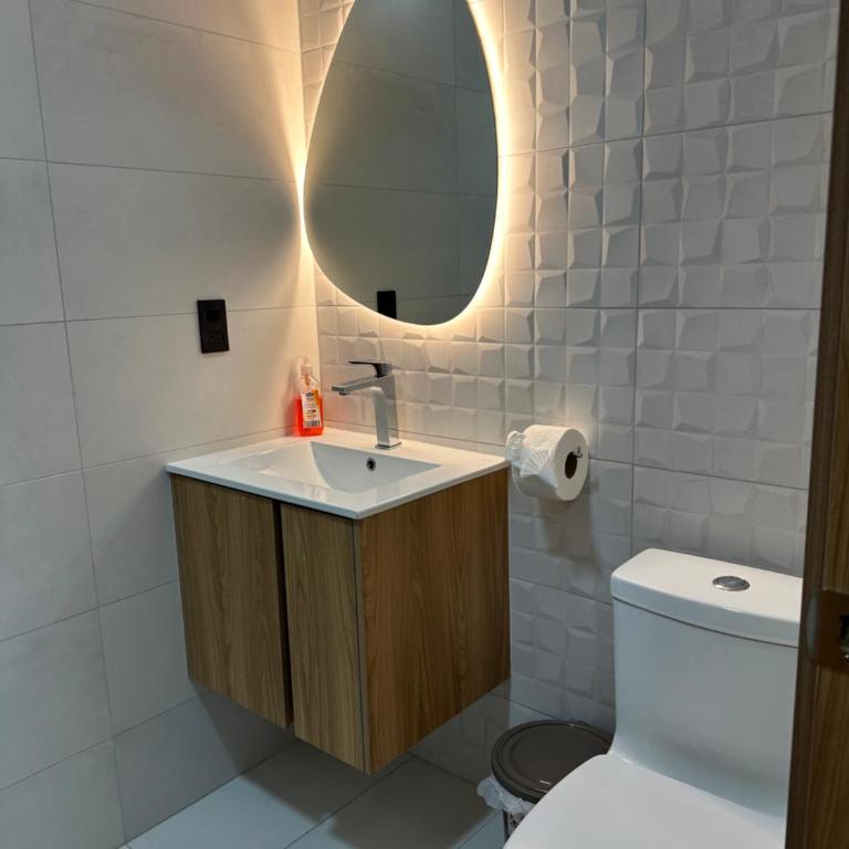 Suite de lujo , con cancha de pádel , sauna , hidromasaje , vista 360 - One-Bedroom Apartment - 57