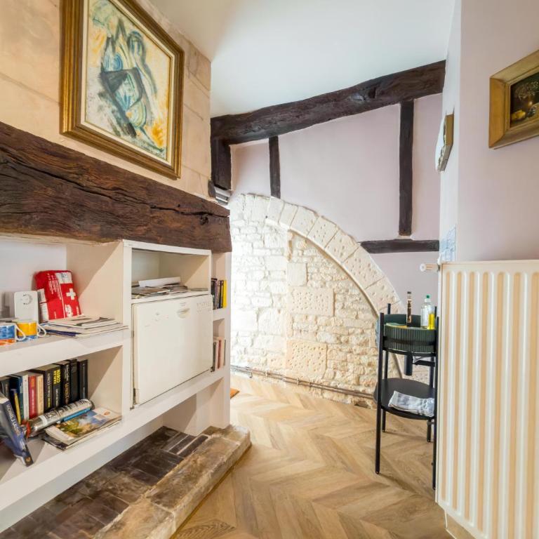 Independent Master suite, 18th century home - Appartement 1 Chambre - 11