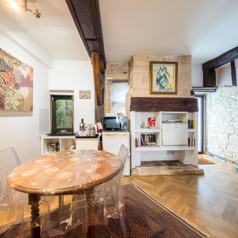 Independent Master suite, 18th century home - Appartement 1 Chambre - 9