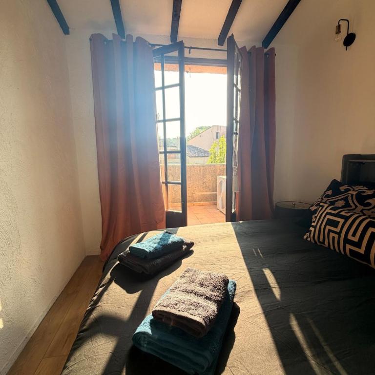 Villa, avec piscine, Proche mer, gare et commerce - Villa 3 Chambres - 16