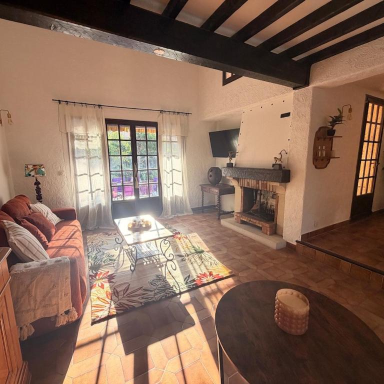 Villa, avec piscine, Proche mer, gare et commerce - Villa 3 Chambres - 31